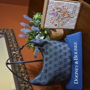 Dooney & Bourke Y2K Denim hobo with dust bag